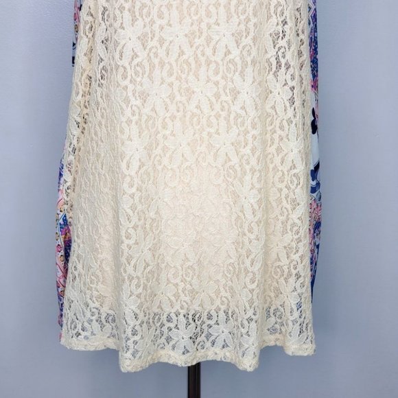 Alya Mixed Media Lace Open Front Vest Size M - Picture 8 of 11